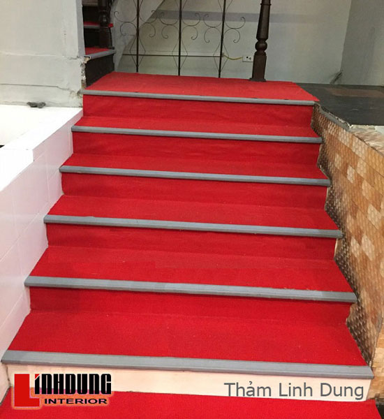 Thảm Nhựa Gai Mít Trải Bậc Thang